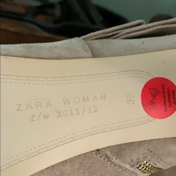 Zara WOMAN Tan Suede Ruffle Booties - Picture 12 of 15